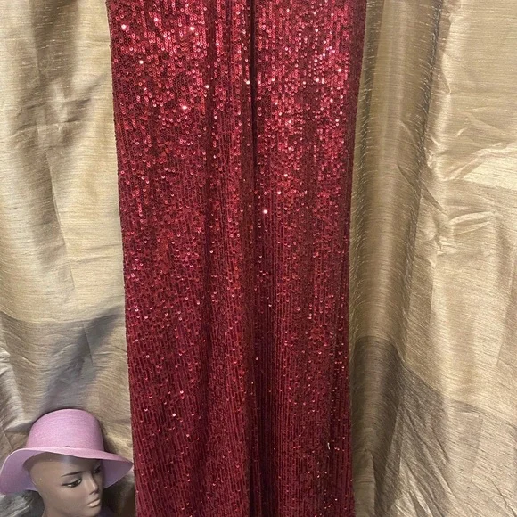 Elegant Red Sequin Evening Gown Sz4 - Picture 5 of 7